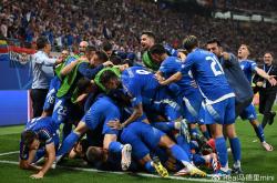 开云APP-欧洲杯：法国3-0击败瑞士，成功晋级16强的简单介绍