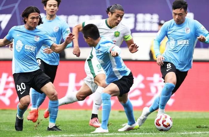 包含大连一方遭遇尤西雷效应，客场不敌国安的词条
