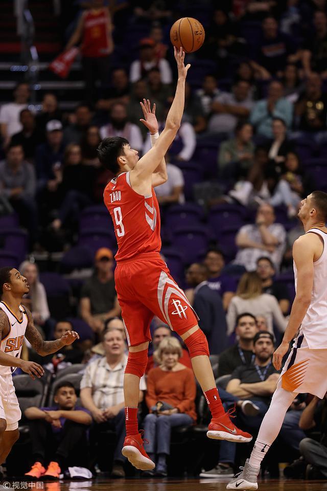 杰伦-格林大发神威，灯泡拿下总冠军