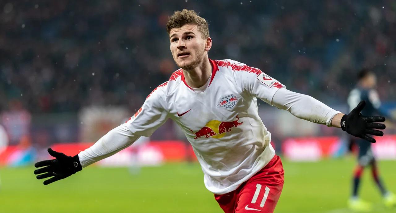 关于莱比锡红牛球员遭受伤病困扰，备战比赛的信息