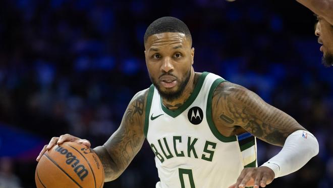 雄鹿击败老鹰，东部霸主语气足