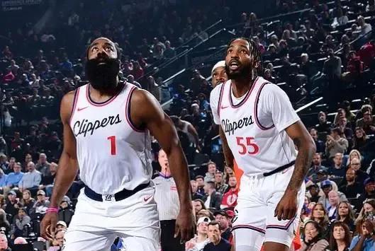 快船击败热火，重返胜轨